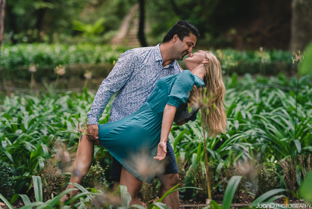 Sesión en pareja en Barcelona - Parc del Laberint