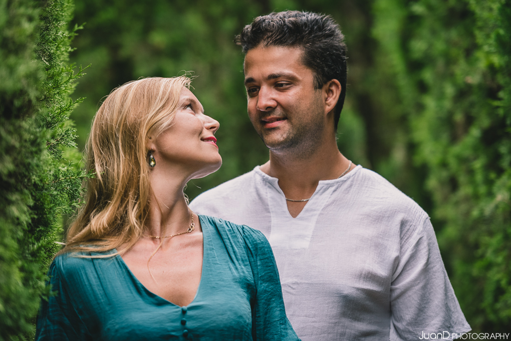 Sesión en pareja en Barcelona - Parc del Laberint